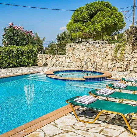 Heavenly Kefalonia 3 Bedrooms Penelope Private Pool Beautiful Views Lassi ヴィラ ラッシ